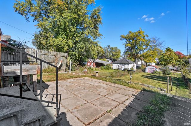 2027 Thompson Avenue, Fort Wayne, IN 46802