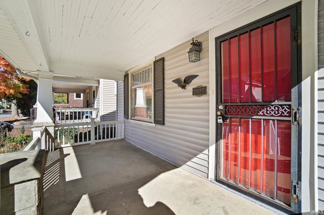 2027 Thompson Avenue, Fort Wayne, IN 46802