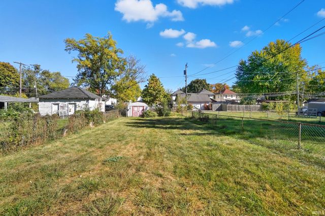 2027 Thompson Avenue, Fort Wayne, IN 46802