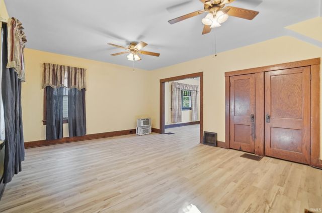 2027 Thompson Avenue, Fort Wayne, IN 46802