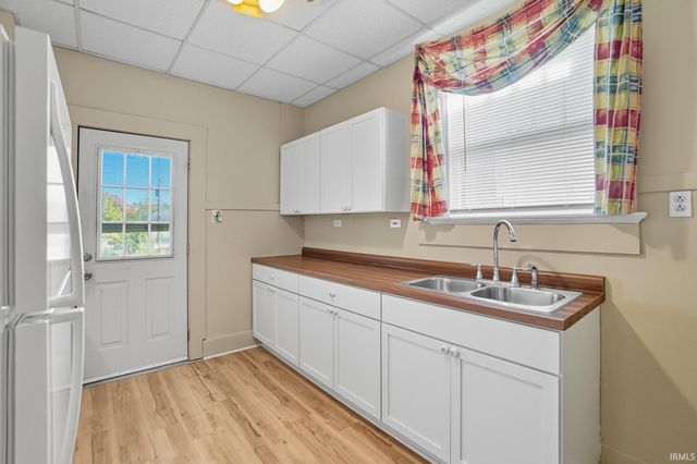 2027 Thompson Avenue, Fort Wayne, IN 46802