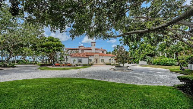 4423 BAY SHORE ROAD, Sarasota, FL 34234