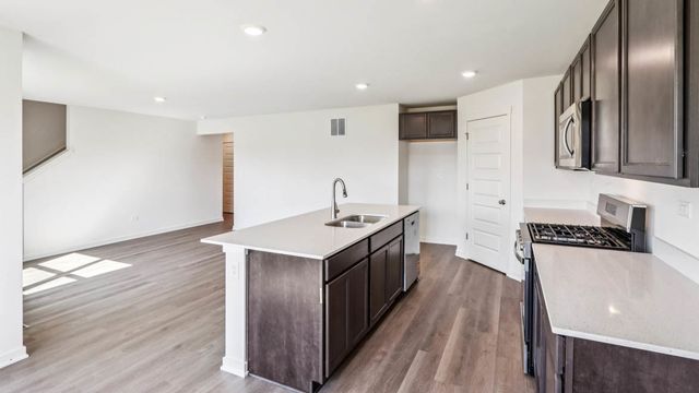2467 Barbera Drive, Oswego, IL 60543