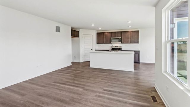 2467 Barbera Drive, Oswego, IL 60543