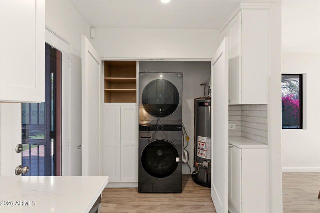 840 E OCOTILLO Road, Phoenix, AZ 85014