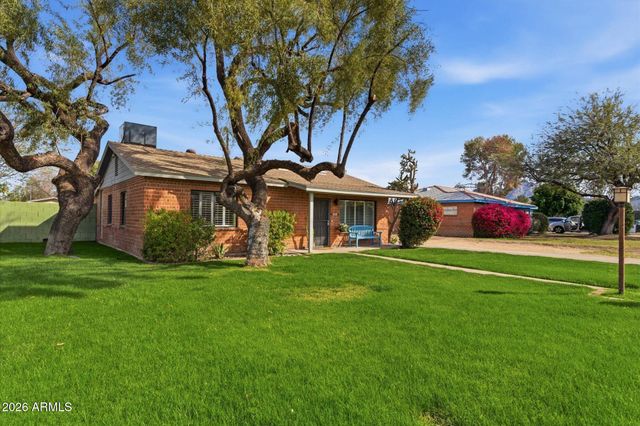 840 E OCOTILLO Road, Phoenix, AZ 85014