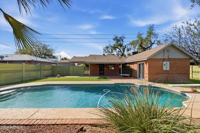 840 E OCOTILLO Road, Phoenix, AZ 85014