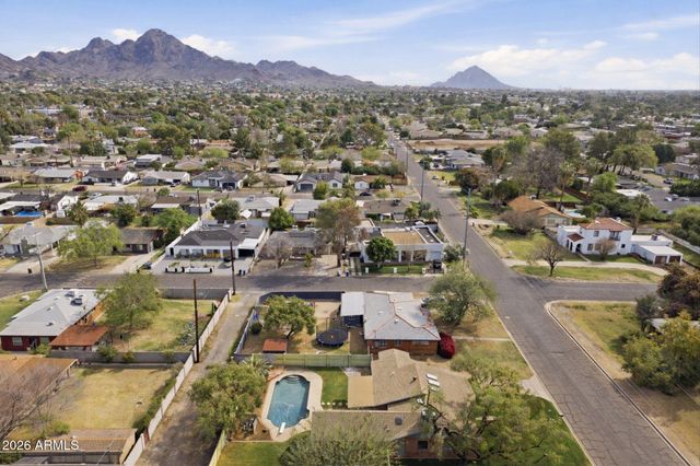 840 E OCOTILLO Road, Phoenix, AZ 85014