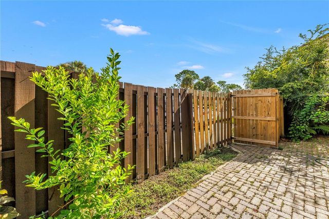 750 N VILLAGE DRIVE N 105, St Petersburg, FL 33716
