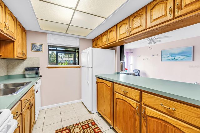 750 N VILLAGE DRIVE N 105, St Petersburg, FL 33716