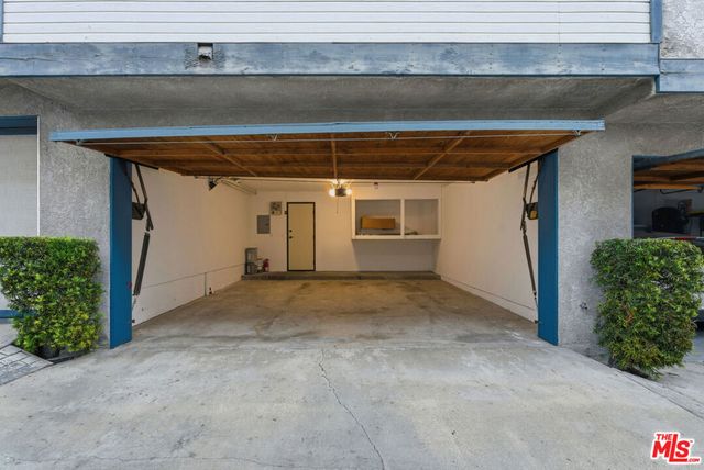 519 E Hazel Street 11, Inglewood, CA 90302