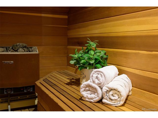 300 Kings Crossing Rd B3, Winter Park, CO 80482