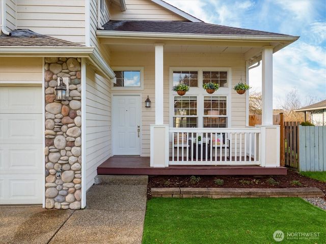 10220 62nd Drive NE, Marysville, WA 98270