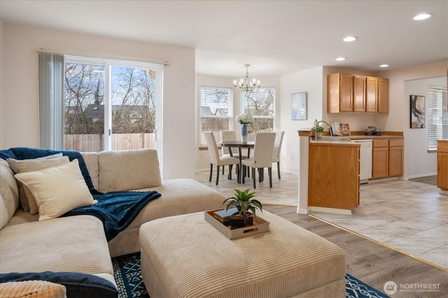 10220 62nd Drive NE, Marysville, WA 98270