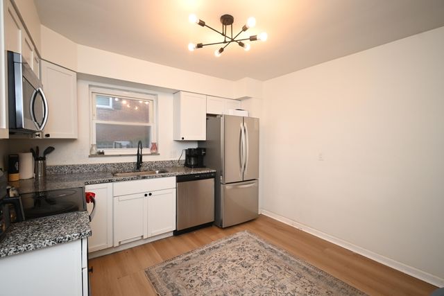 20 RidgeView Avenue, Florence, KY 41042