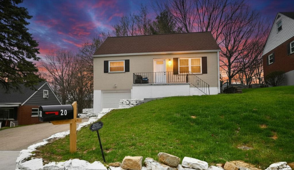 20 RidgeView Avenue, Florence, KY 41042