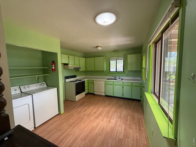 914 Red Fir Pl, Loveland, CO 80538