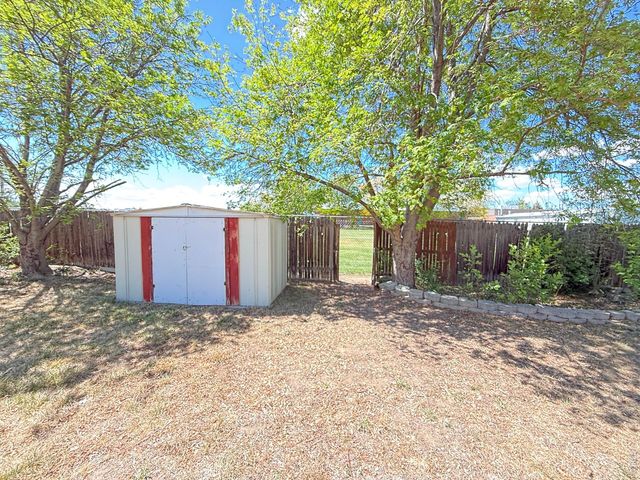 914 Red Fir Pl, Loveland, CO 80538