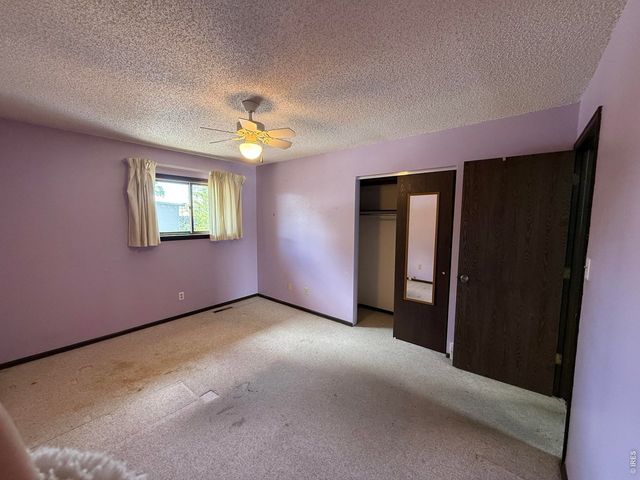 914 Red Fir Pl, Loveland, CO 80538
