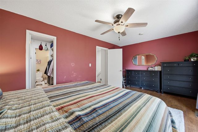 410 Hawaii Court, Iowa City, IA 52246