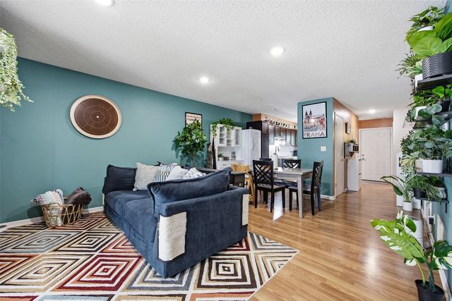 410 Hawaii Court, Iowa City, IA 52246