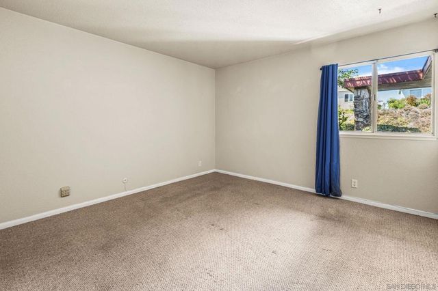 3808 Vista Campana 26, Oceanside, CA 92057