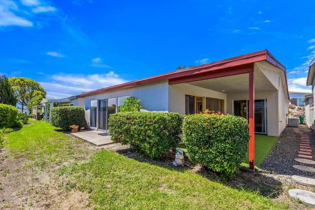 3808 Vista Campana 26, Oceanside, CA 92057