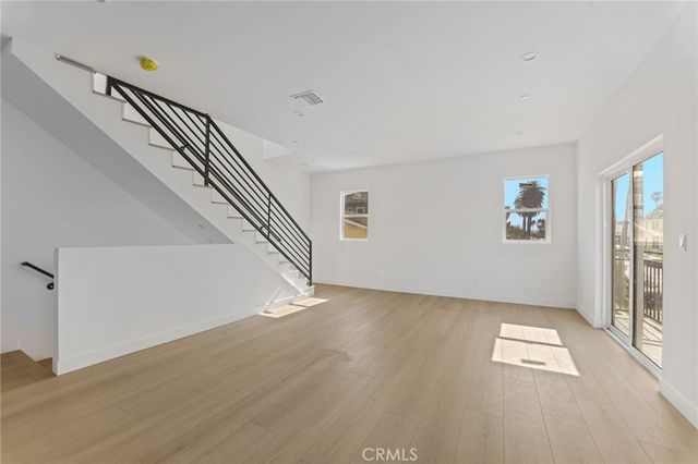 4513 Rosewood, Los Angeles, CA 90004