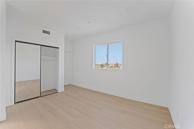 4513 Rosewood, Los Angeles, CA 90004