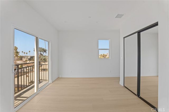 4513 Rosewood, Los Angeles, CA 90004