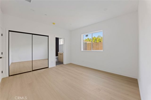 4513 Rosewood, Los Angeles, CA 90004