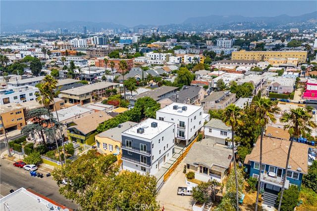 4513 Rosewood, Los Angeles, CA 90004