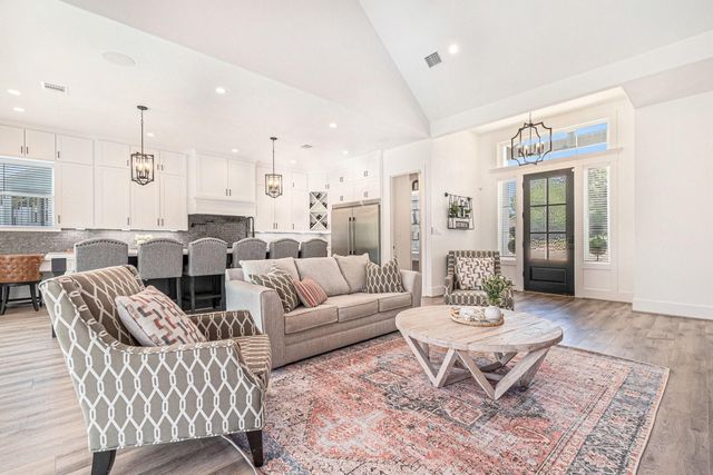 111 Seagull Path, Point Blank, TX 77364