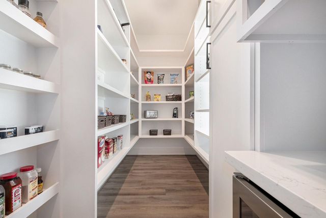 111 Seagull Path, Point Blank, TX 77364