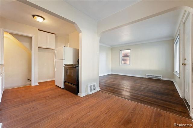 7403 Patton Street, Detroit, MI 48228