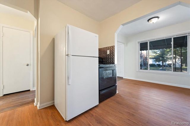 7403 Patton Street, Detroit, MI 48228