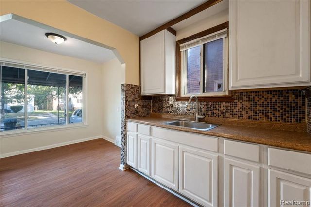 7403 Patton Street, Detroit, MI 48228