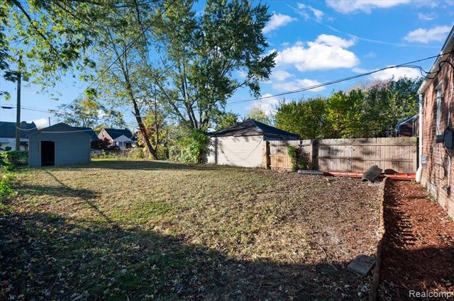 7403 Patton Street, Detroit, MI 48228