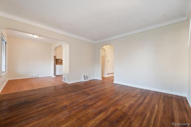 7403 Patton Street, Detroit, MI 48228