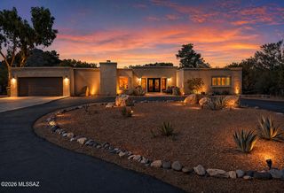 8180 E Rawhide Trail, Tucson, AZ 85750