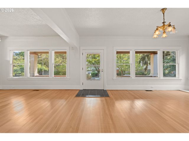 3315 Ne 68TH Ave, Portland, OR 97213