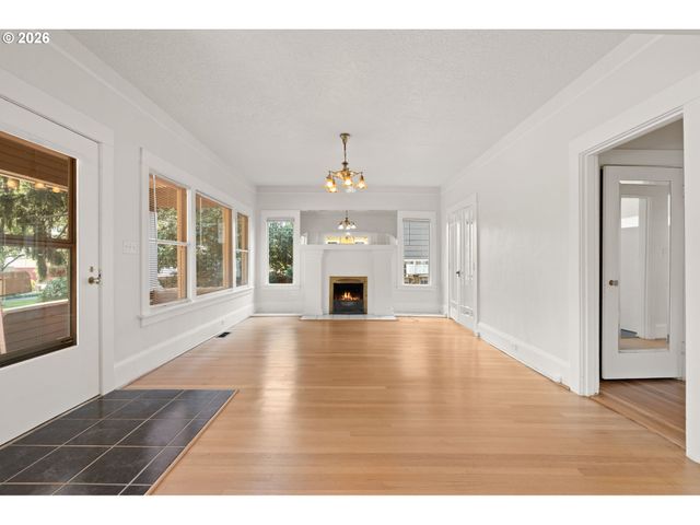 3315 Ne 68TH Ave, Portland, OR 97213