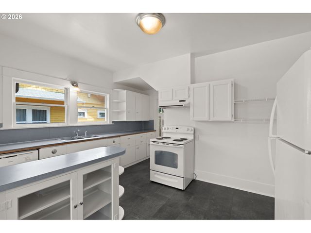 3315 Ne 68TH Ave, Portland, OR 97213