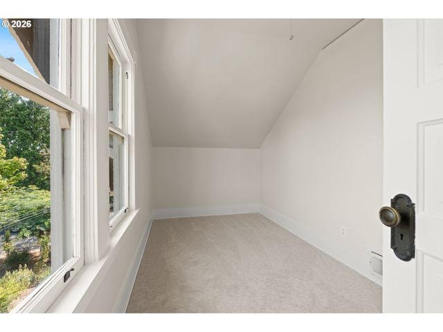 3315 Ne 68TH Ave, Portland, OR 97213