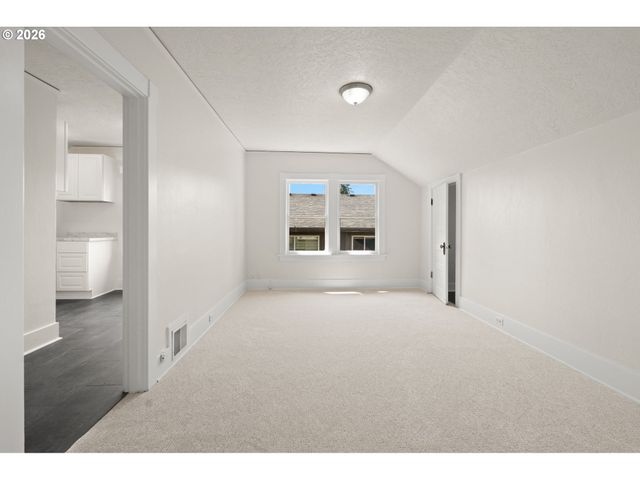 3315 Ne 68TH Ave, Portland, OR 97213