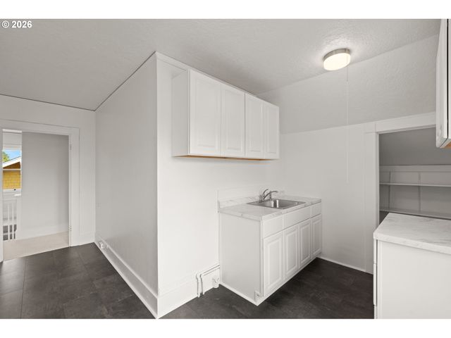 3315 Ne 68TH Ave, Portland, OR 97213