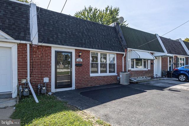 133 E LAUGHEAD AVE, Marcus Hook, PA 19061
