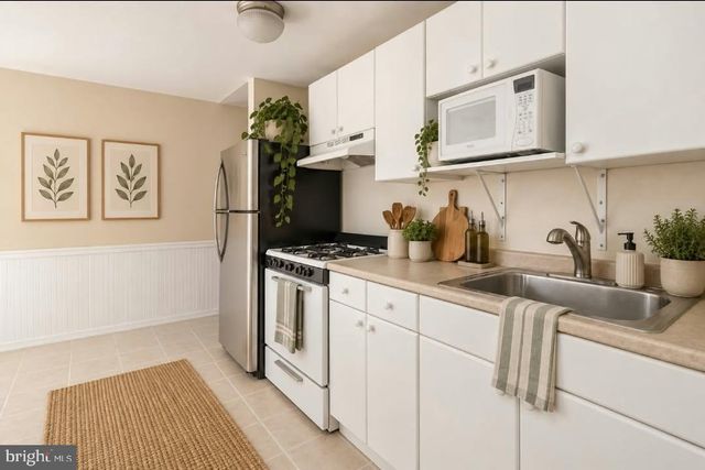 133 E LAUGHEAD AVE, Marcus Hook, PA 19061