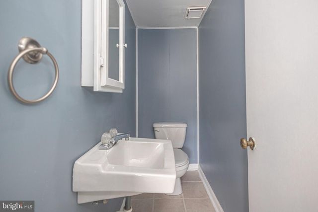 133 E LAUGHEAD AVE, Marcus Hook, PA 19061