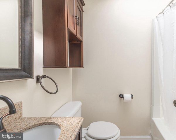 133 E LAUGHEAD AVE, Marcus Hook, PA 19061